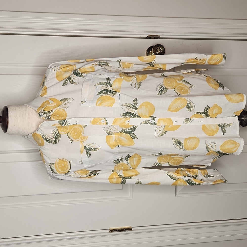 Foxcroft Zoey Lemon Print Shirt Size 2